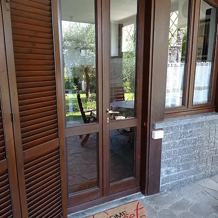 Villa In The Hills Between Two Lakes *
