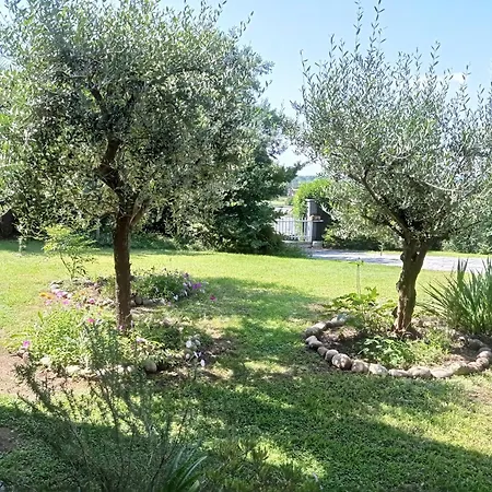Villa In The Hills Between Two Lakes